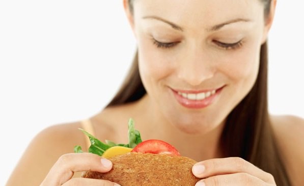 Se sentir rassasiée