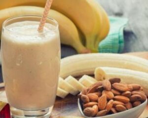 breakfast almond soya banana
