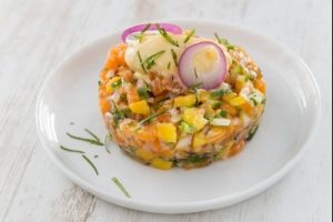 recette-e27089-tartare-de-saumon-en-cremeux-de-mangue-moutarde