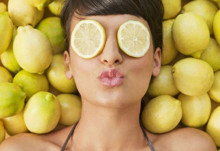 El limón no sólo es detox, también es anticelulítico