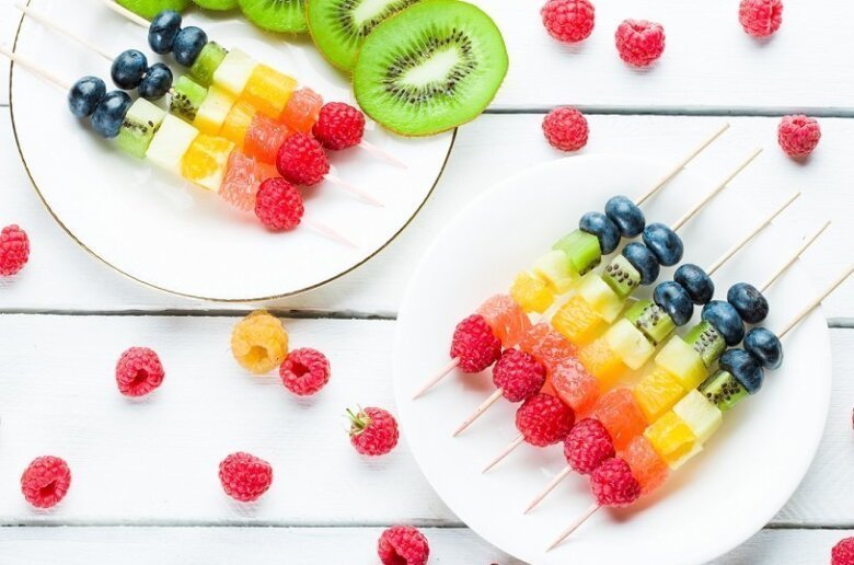 Pique nique healthy brochettes de fruits