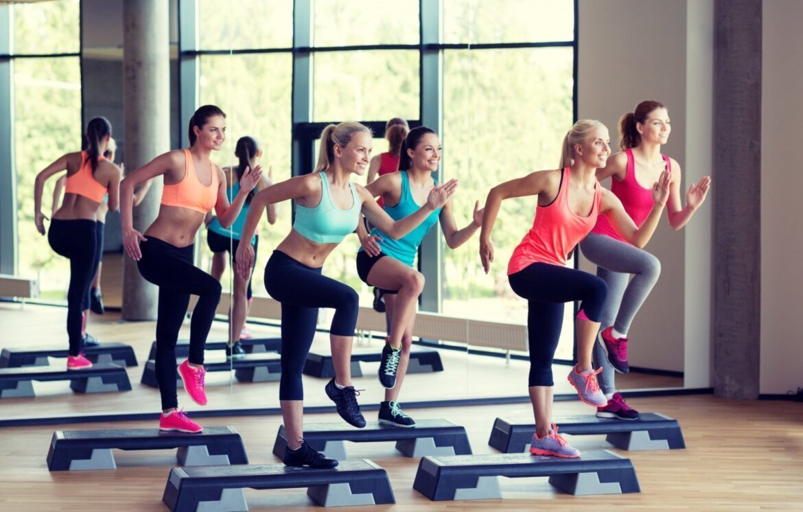 Logra tu objetivo y mantente en forma con los deportes colectivos.