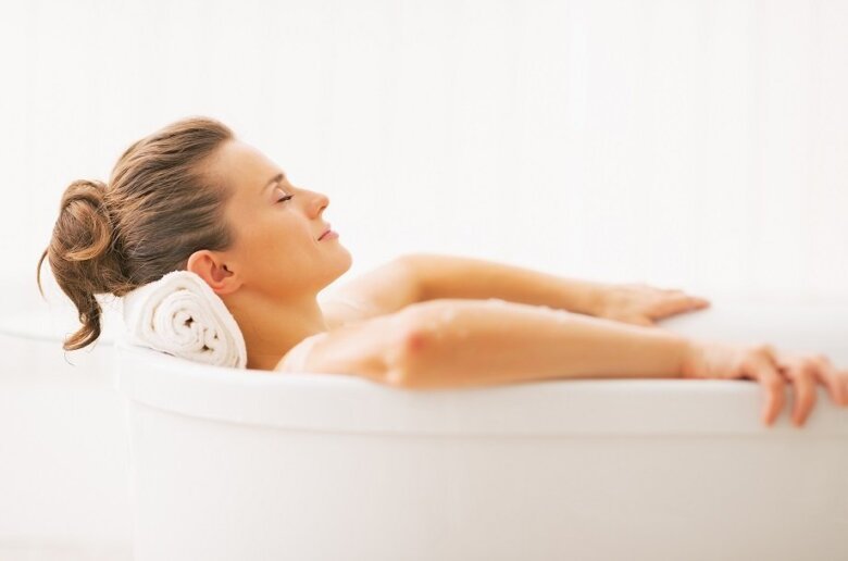 Un baño de tina anticelulitis te proporcionará un momento de relajación.