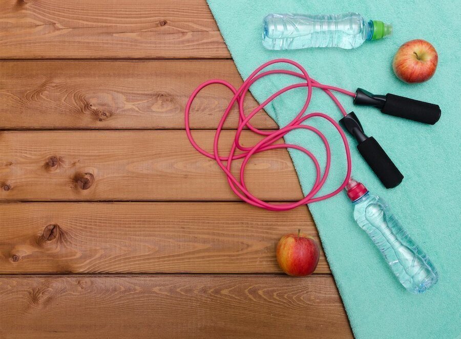 ¿Lista para transformar tu cuerpo con nuestros ejercicios de cuerda para saltar?