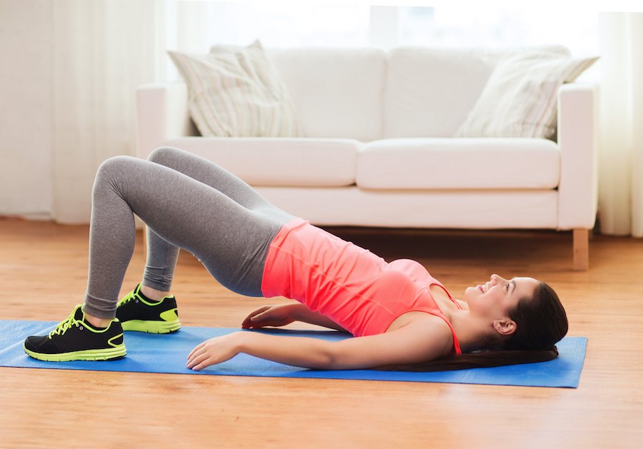 El puente es uno de los mejores ejercicios para estirar la cadera.