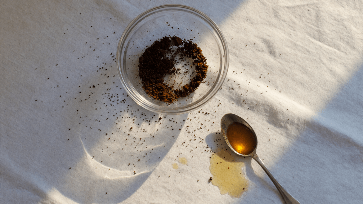 Cremas corporales caseras: 3 recetas con café y aceites