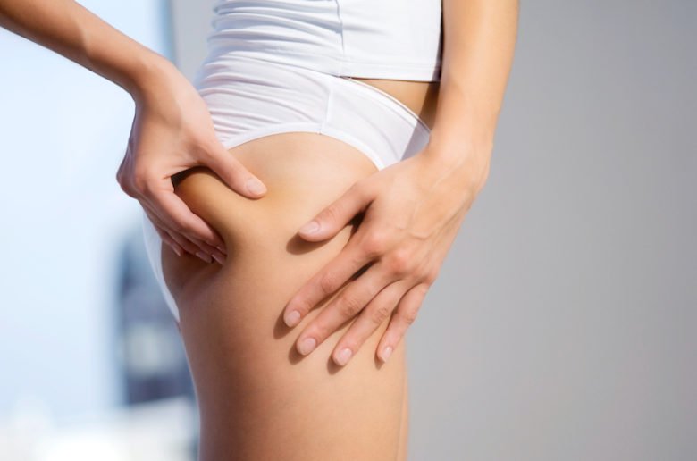 Hanche de femme drainer la cellulite