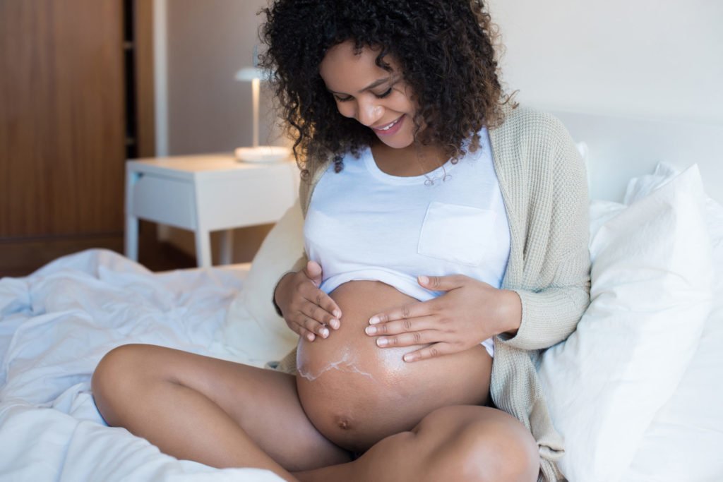 How to Prevent Stretch Marks During and After Pregnancy
