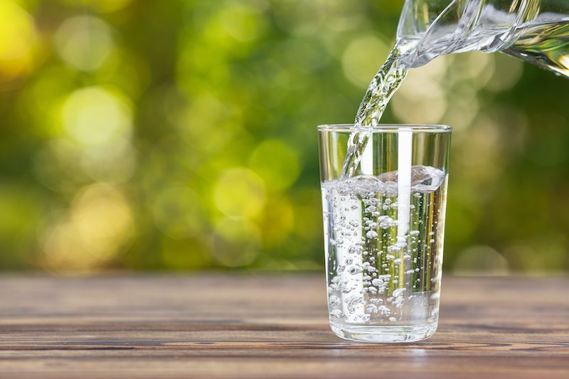 éliminer la rétention d'eau boire de l'eau