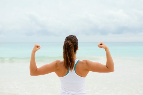 Top 6 dos melhores exercícios com elástico para os bíceps