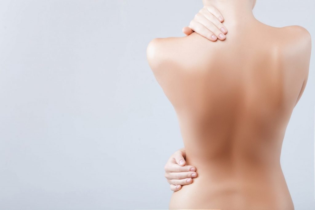 8 ćwiczeń na mięśnie pleców z gumą oporową – Cellublue
