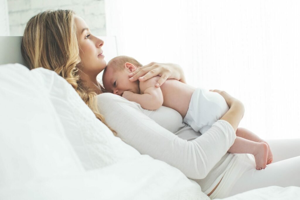 ¿Cómo perder caderas después del parto?