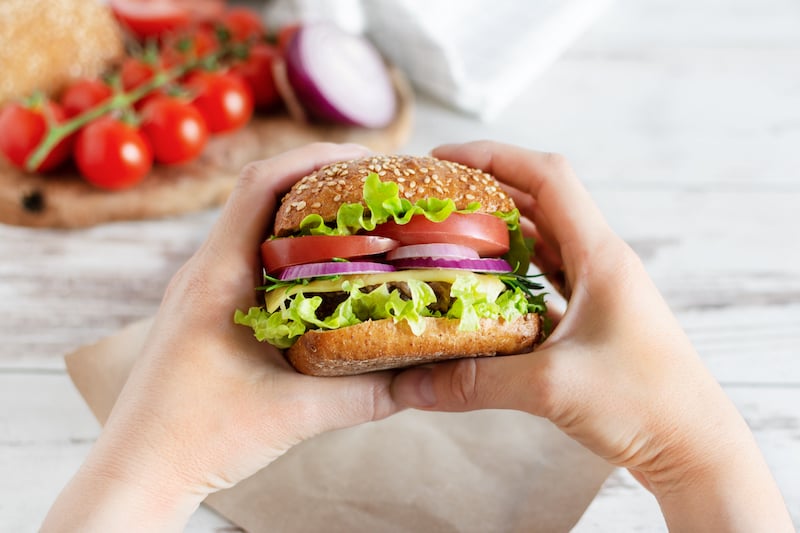 Hamburger au poulet et aux légumes